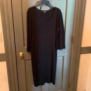 Misook black v-neck midi dress, medium